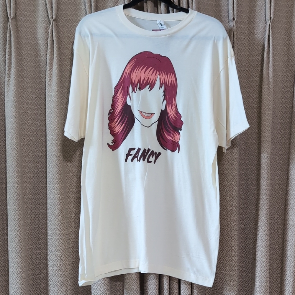 NWT Women's XL Reba McEntire Fancy Graphic  Tshirt